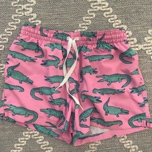 Chubbies Pink Alligator Print Swim Shorts 4” inseam size small
